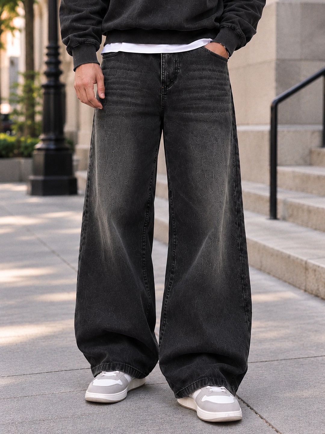 Wide leg denim fit
